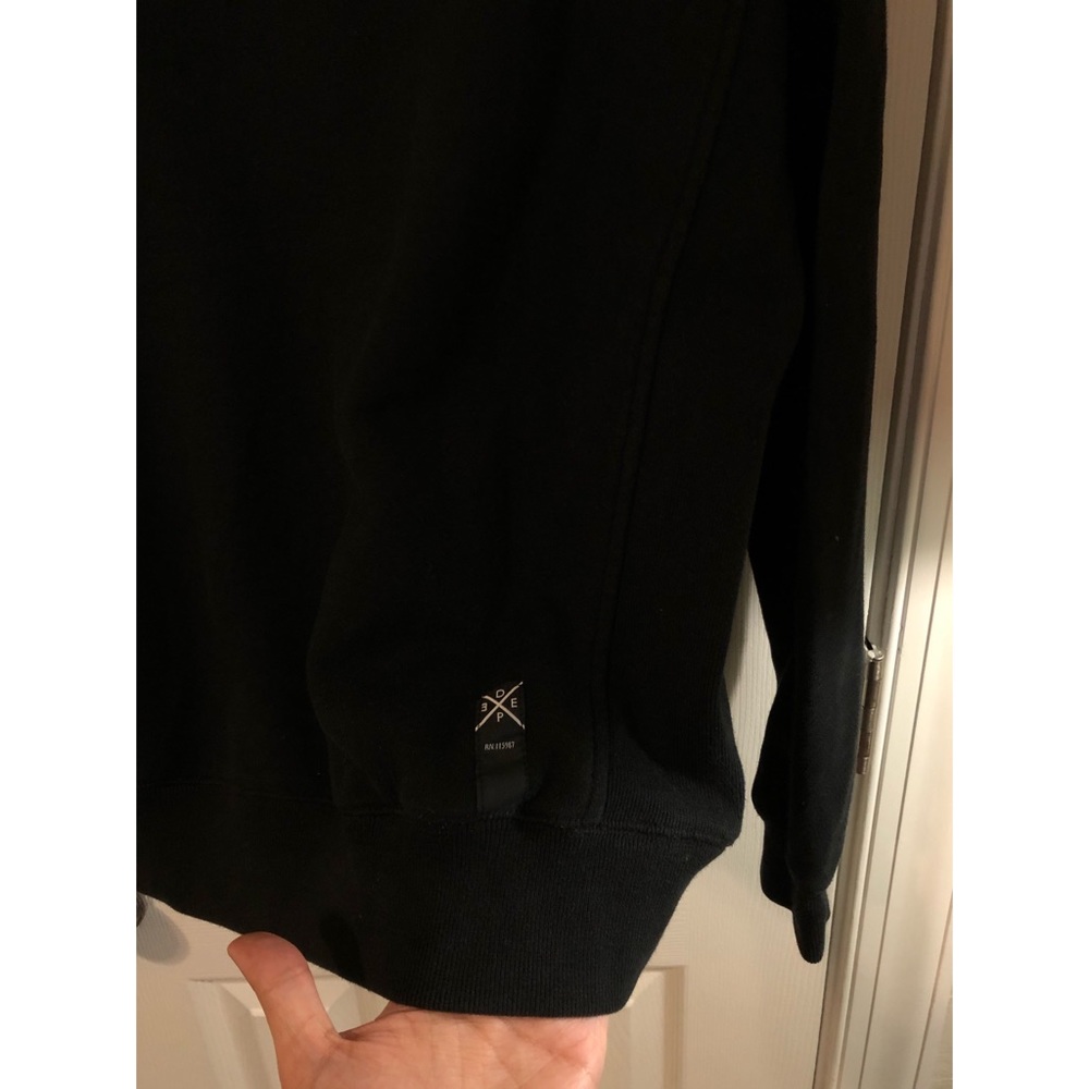 10.Deep Hoodie - Picture 6 of 7